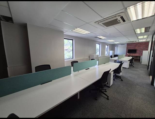 74M² OFFICE TO LET IN SANDTON CENTRAL
